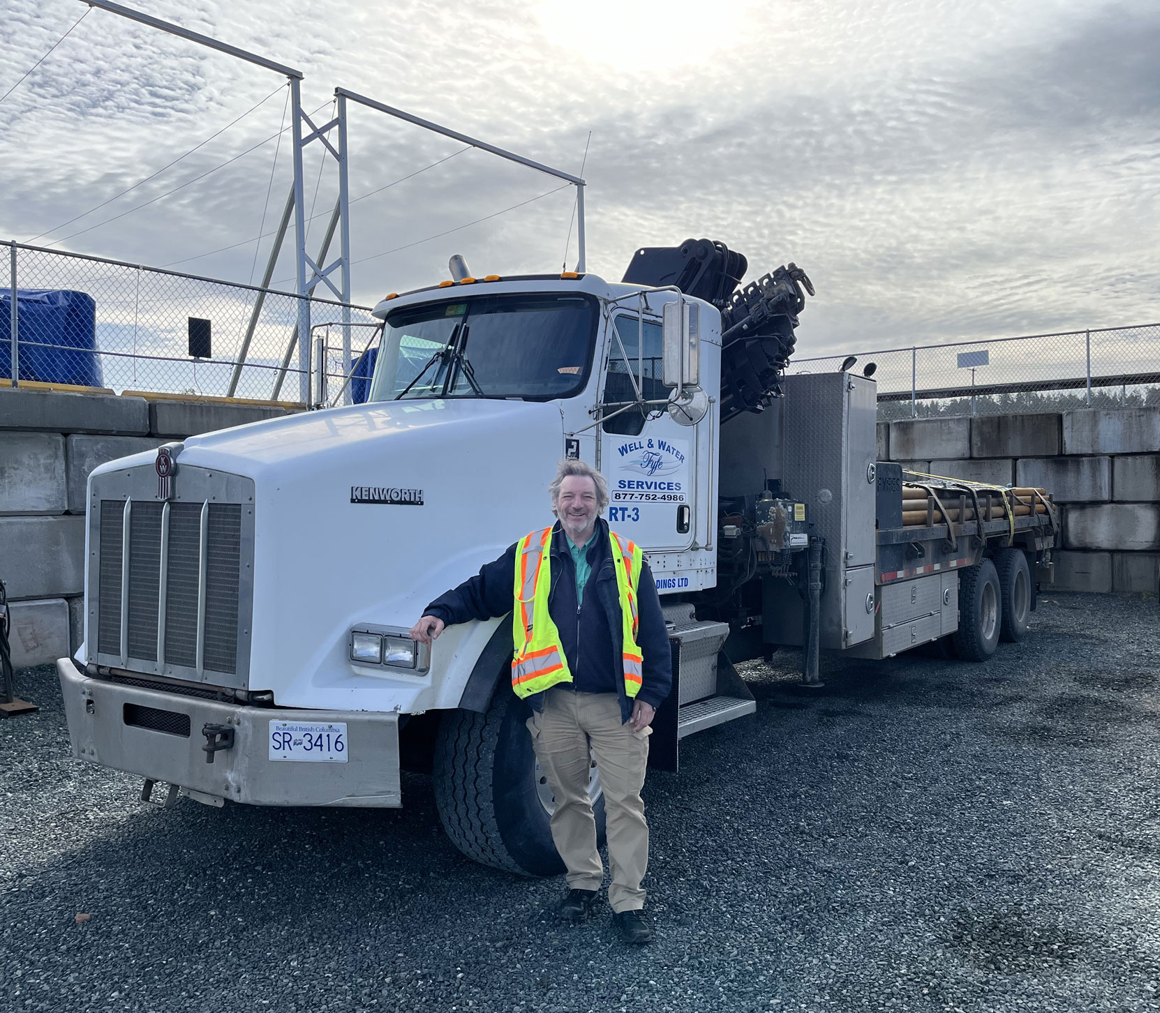 Our Chief Instructor, Mark Anderson, teaching Class 3 manual transmission for Fyfe Well & Water Services in Parksville, February 2025 [photo: Coastal Pathways Driver Training]