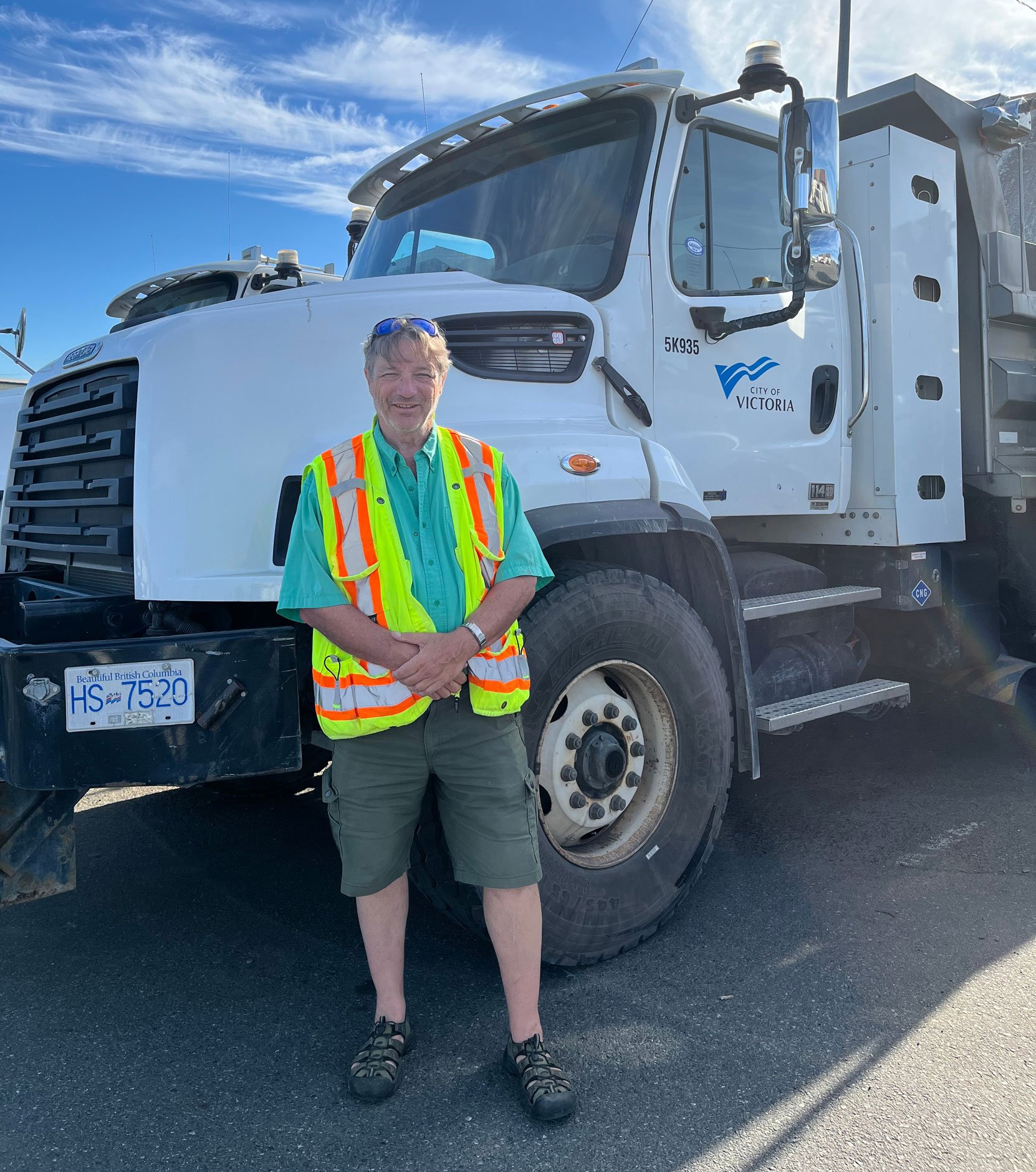 Our Chief Instructor, Mark Anderson, teaching Class 3 automatic transmission on a truck owned by a client, the City of Victoria, in Victoria, August 2025 [photo: Coastal Pathways Driver Training]
